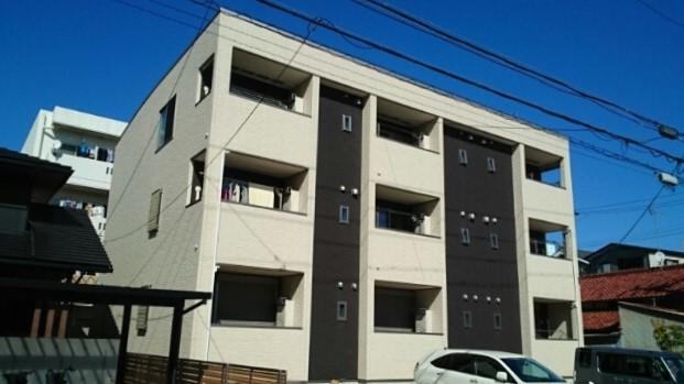 ファミール中出