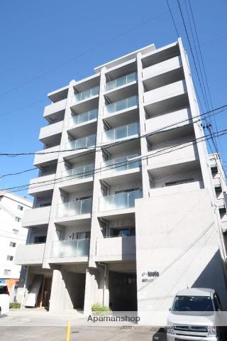 ホワイト・ウィステリア