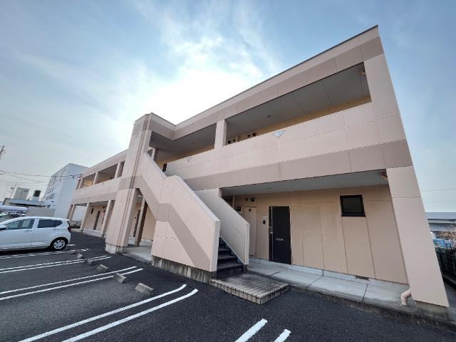 ラブリータウン A棟
