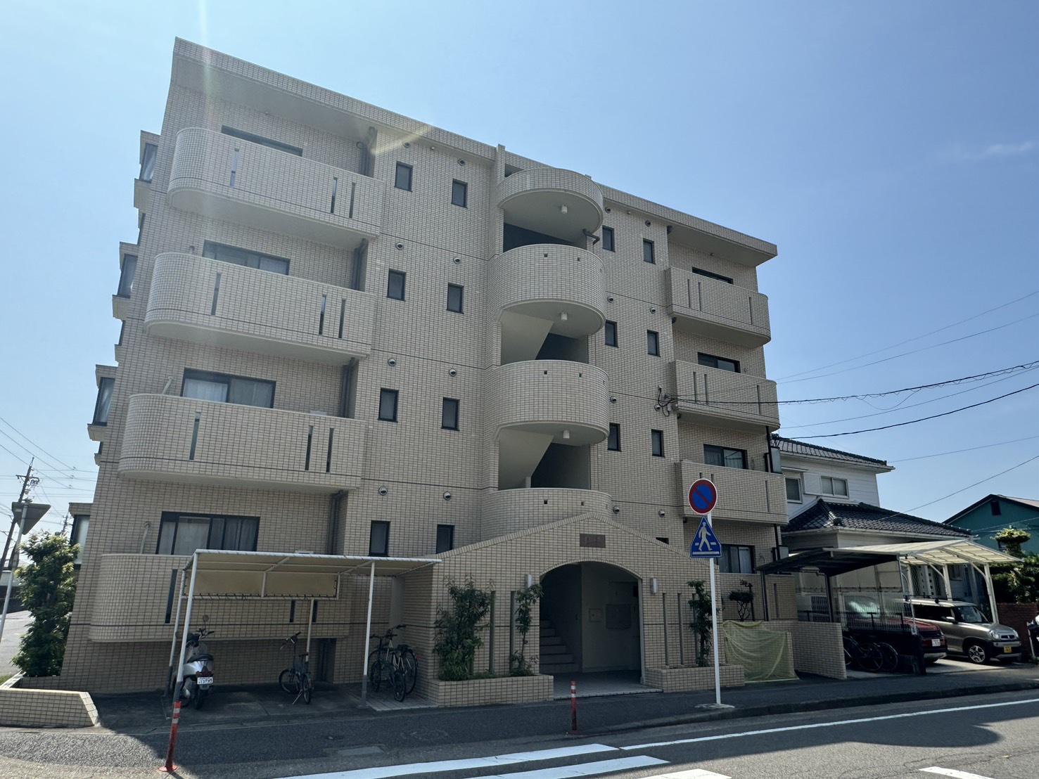 中央本線 勝川駅(ＪＲ) 徒歩20分  築34年(3DK/4階)