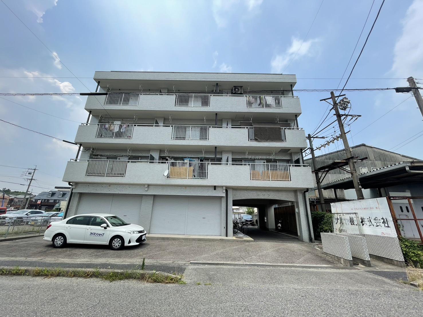 愛知県春日井市美濃町3丁目の建物