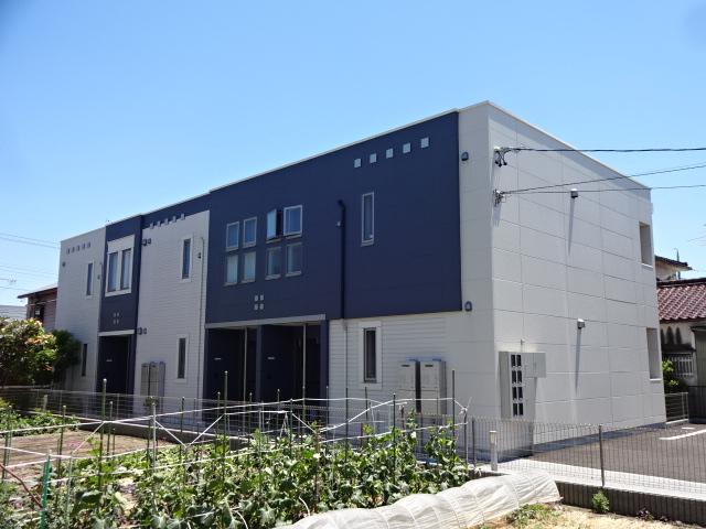 愛知県岩倉市八剱町郷東の建物