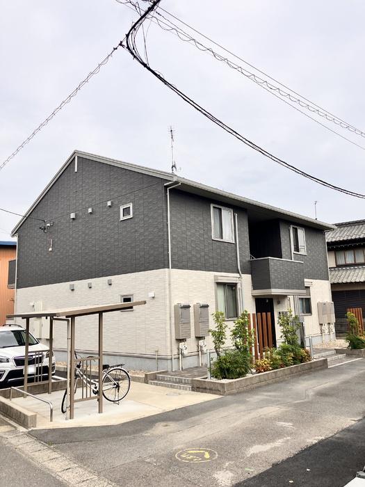 シャトルアキラIII