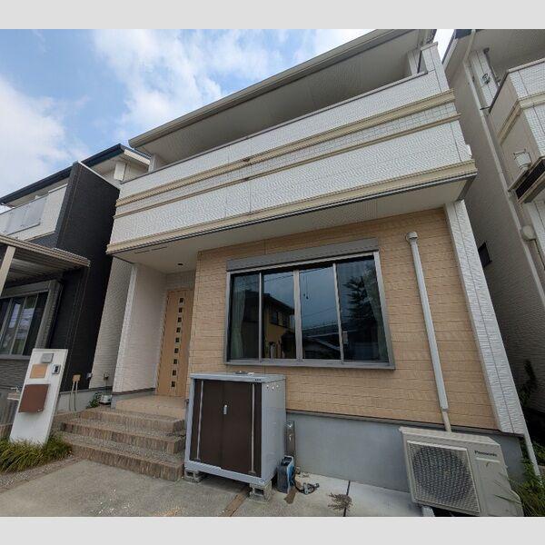 名鉄犬山線 石仏駅 徒歩2分 2階建 築10年