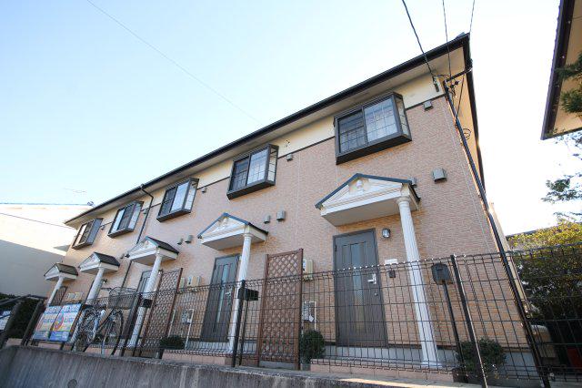 ファミーユ西入