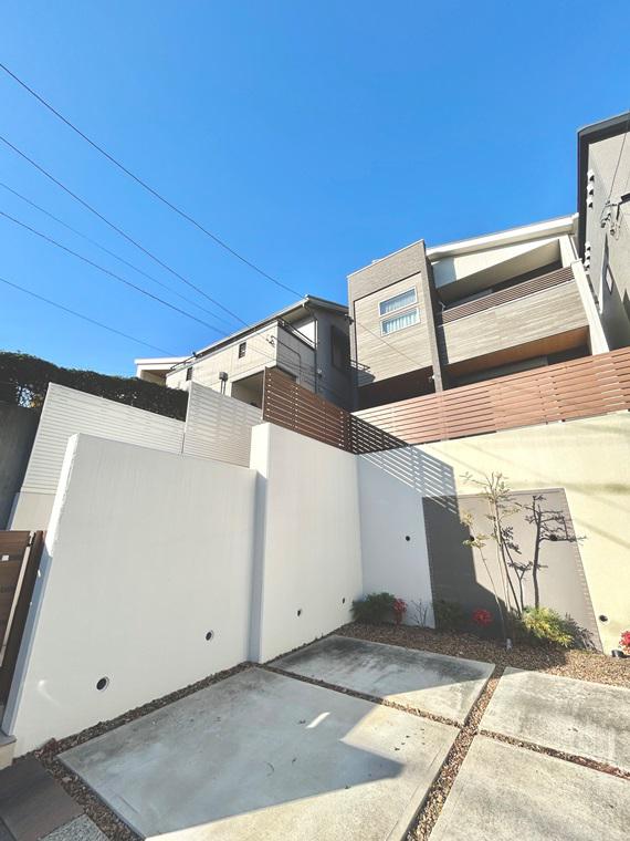 名古屋市鶴舞線 原駅(愛知) 徒歩10分 2階建 築6年