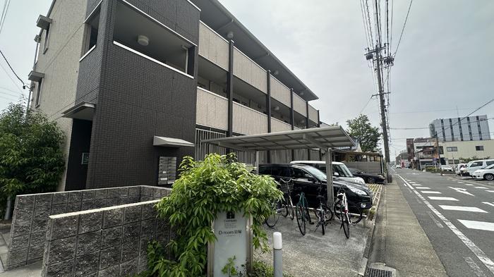 D-ROOM岩塚