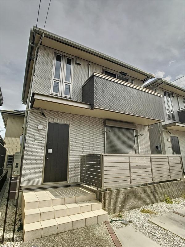 愛知県安城市篠目町4丁目の戸建賃貸