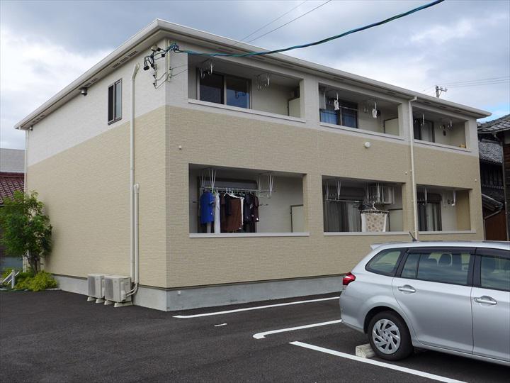 フェリーチェ児山