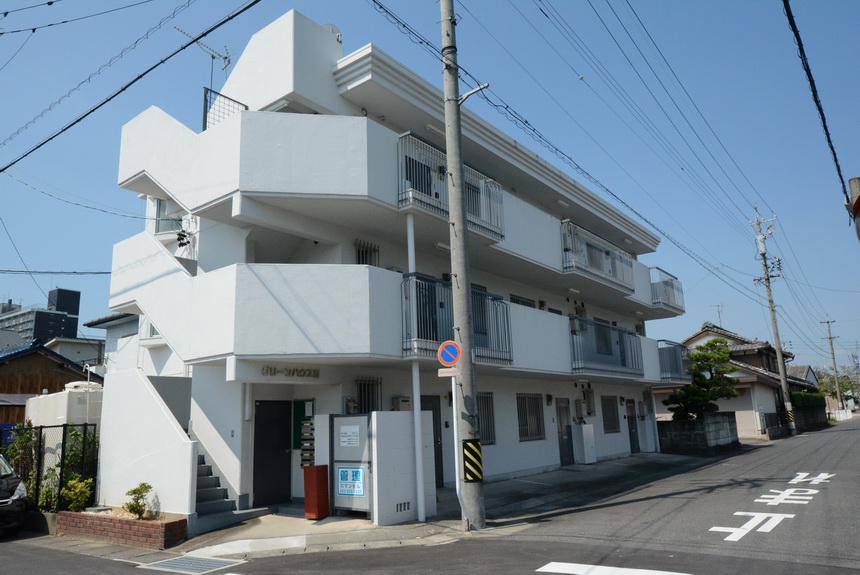 グリーンハウス吉