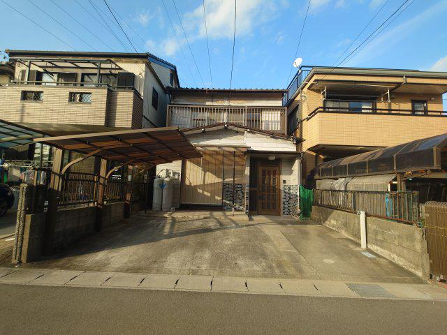 愛知県稲沢市小池3丁目の戸建賃貸