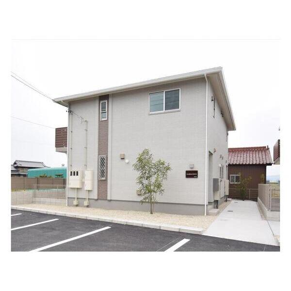 ＦＯＲＥＳＴＭＡＩＳＯＮ　ＣＲＡＮＥ　Ｂ