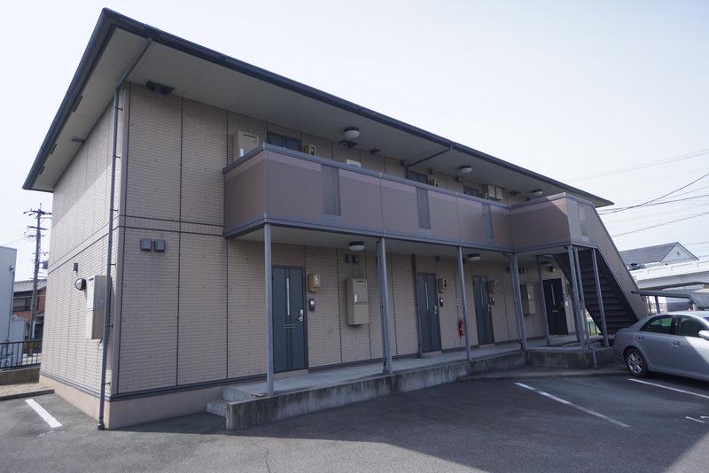 リビングタウン西枇杷島 B