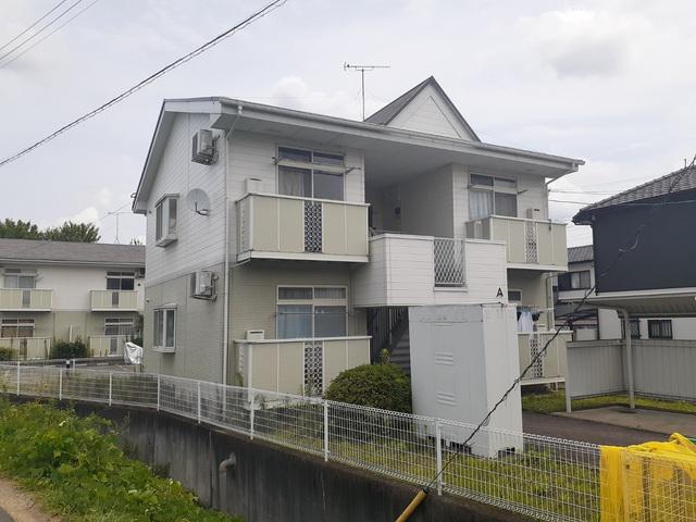 レジデンス萱場A