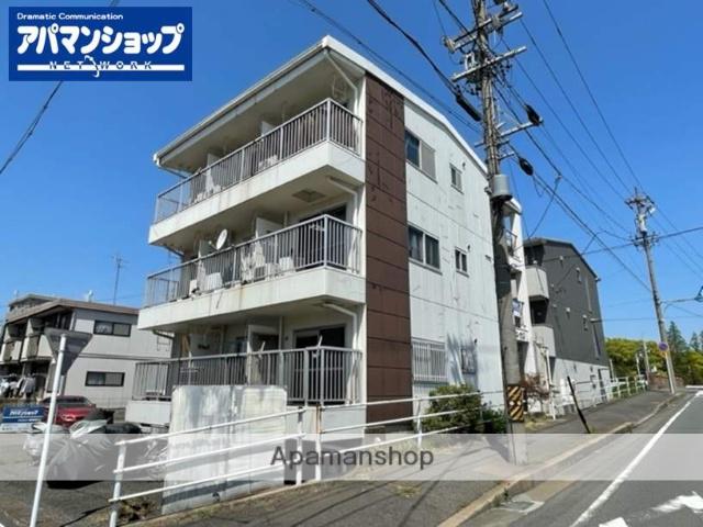 ジュネス・サジ