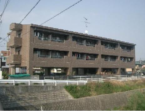 リバーサイド 司