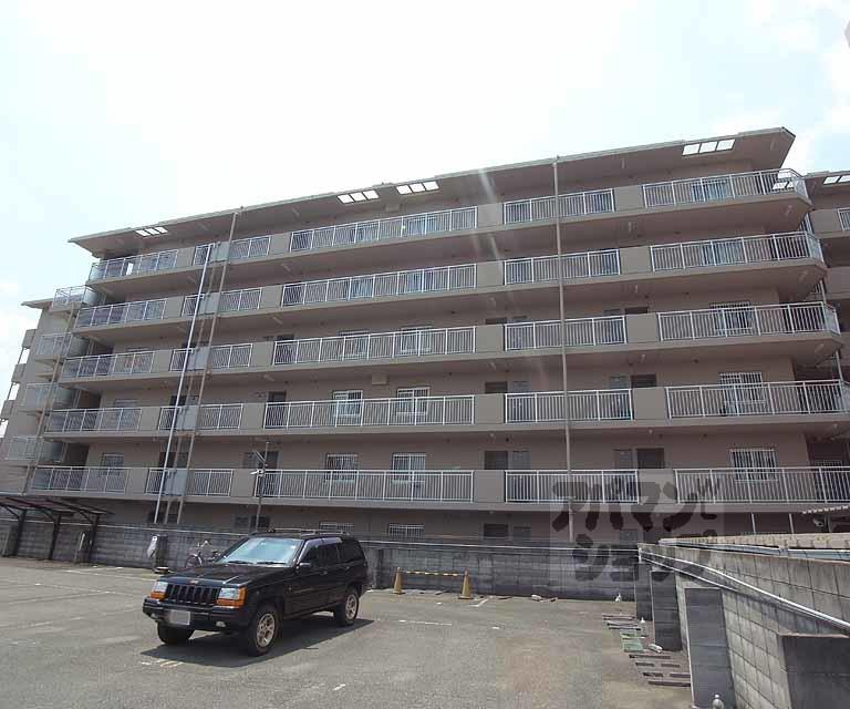 ペルル伏見桃山II