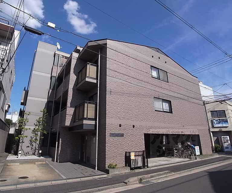 グランベール・壬生