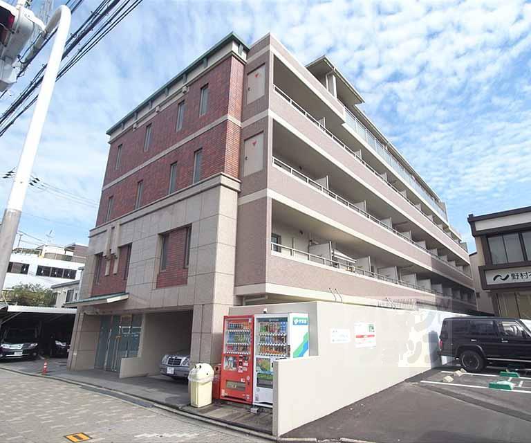 ドミトリィ御池