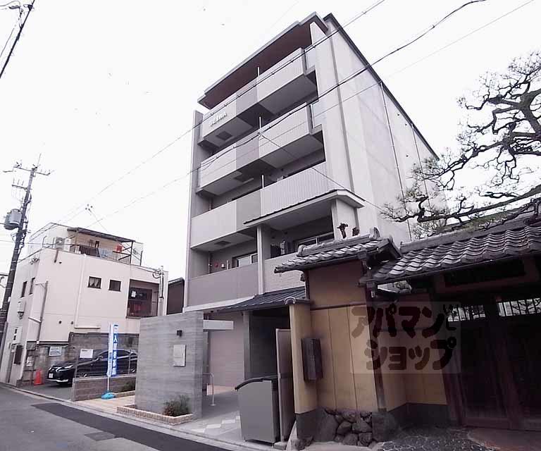 フェリックス鞍馬口