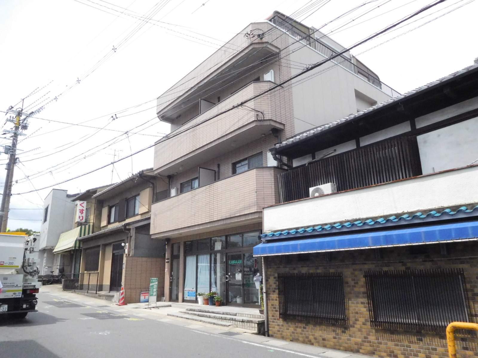 川上マンション