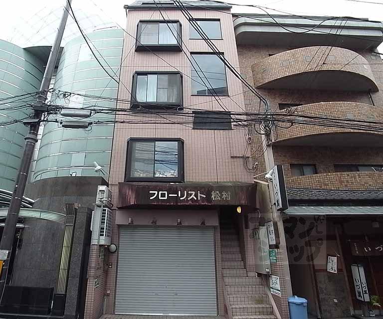 パインヴィレッジ