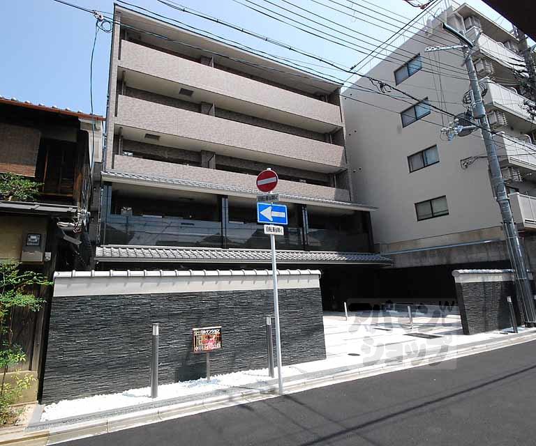 リーガル京都御所西II