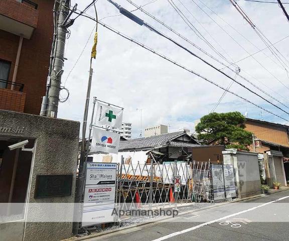 SHAMAISON 御所ウエスト