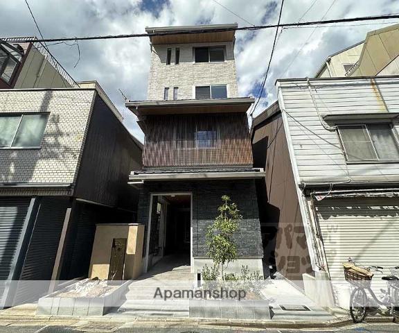 シャーメゾンライズＯＮＥ