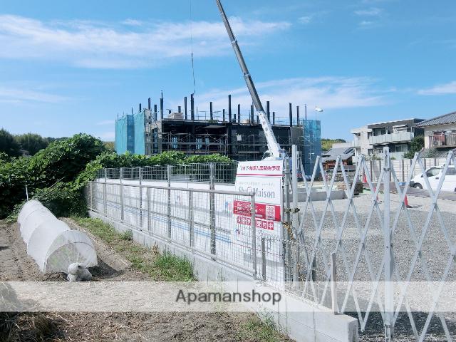 シャーメゾンM-SIX