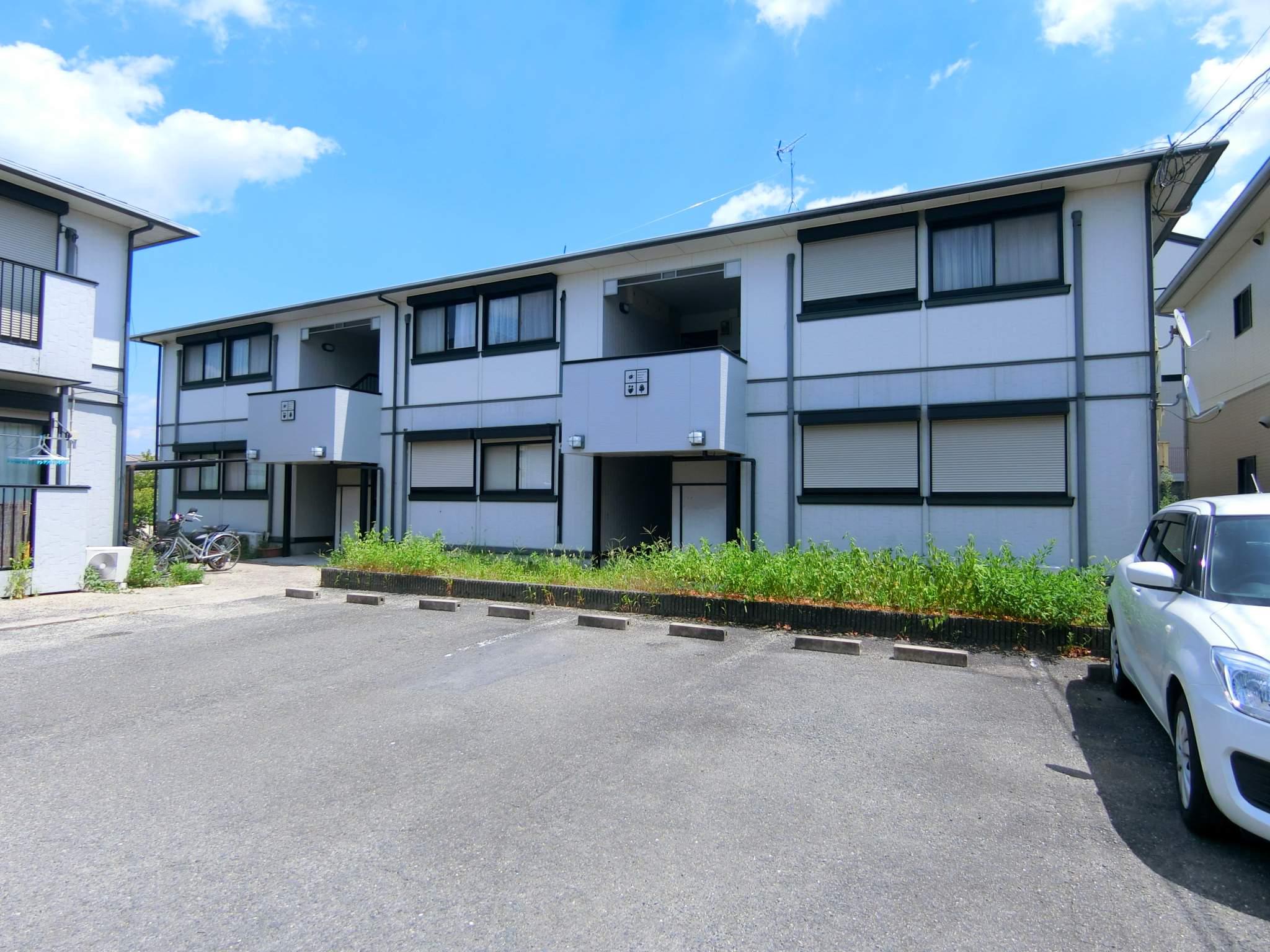 セラビ梅美台B棟(2LDK/1階)