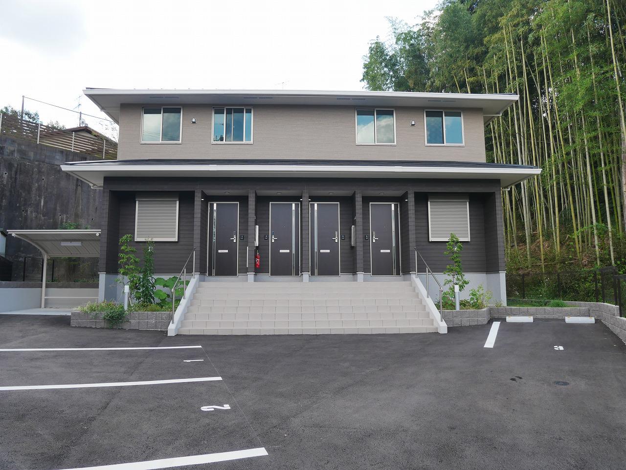 フォレスト蟹ヶ坂