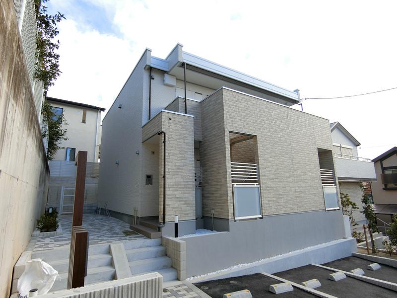 リブリ・メイプルメゾン