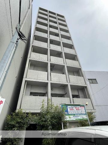 RITZ SQUARE GATE QBE