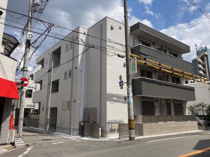 スペチアーレ平野東