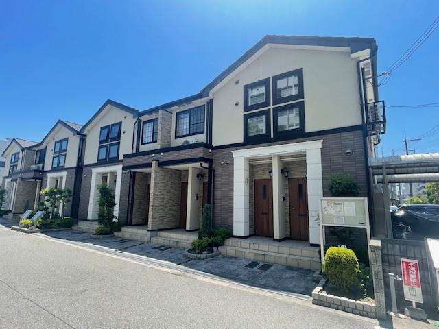 ゾーナ・オヴェスト