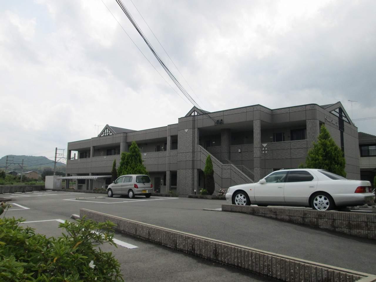 グレイシャスパレス 千代