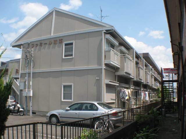 ファミール城東