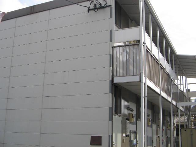 レオパレス菱屋西