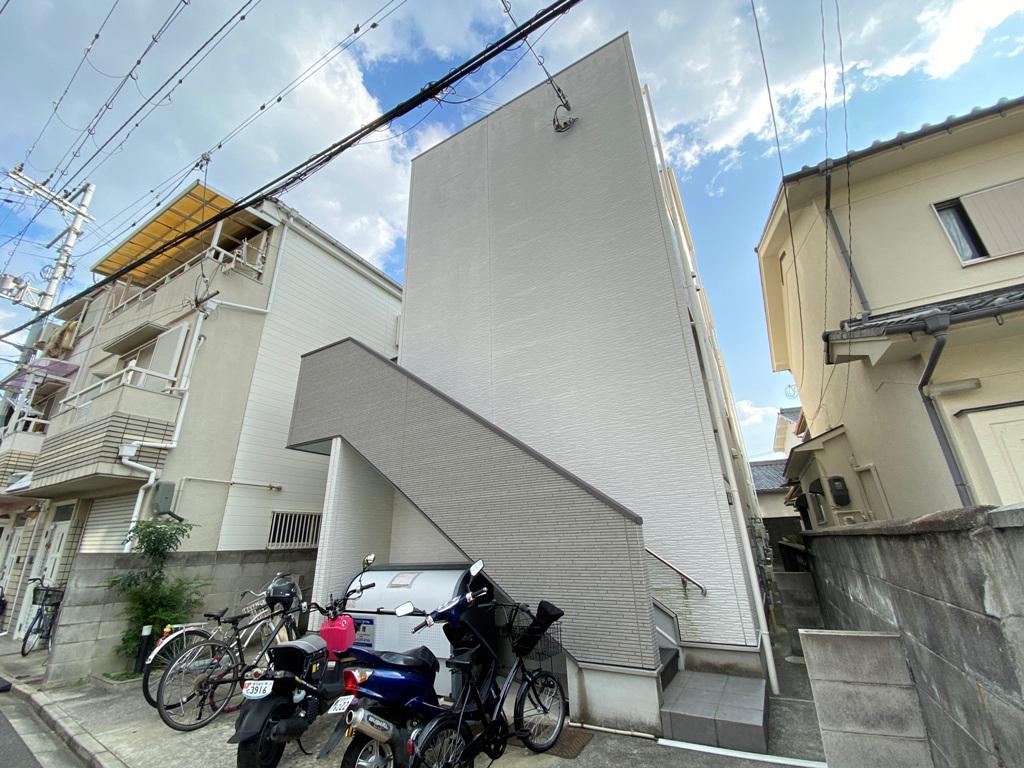 ディオーナ・コサカ