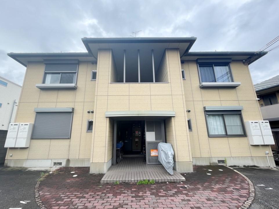 シャーメゾンやまと B棟