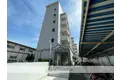 ルネ・アルマーニ