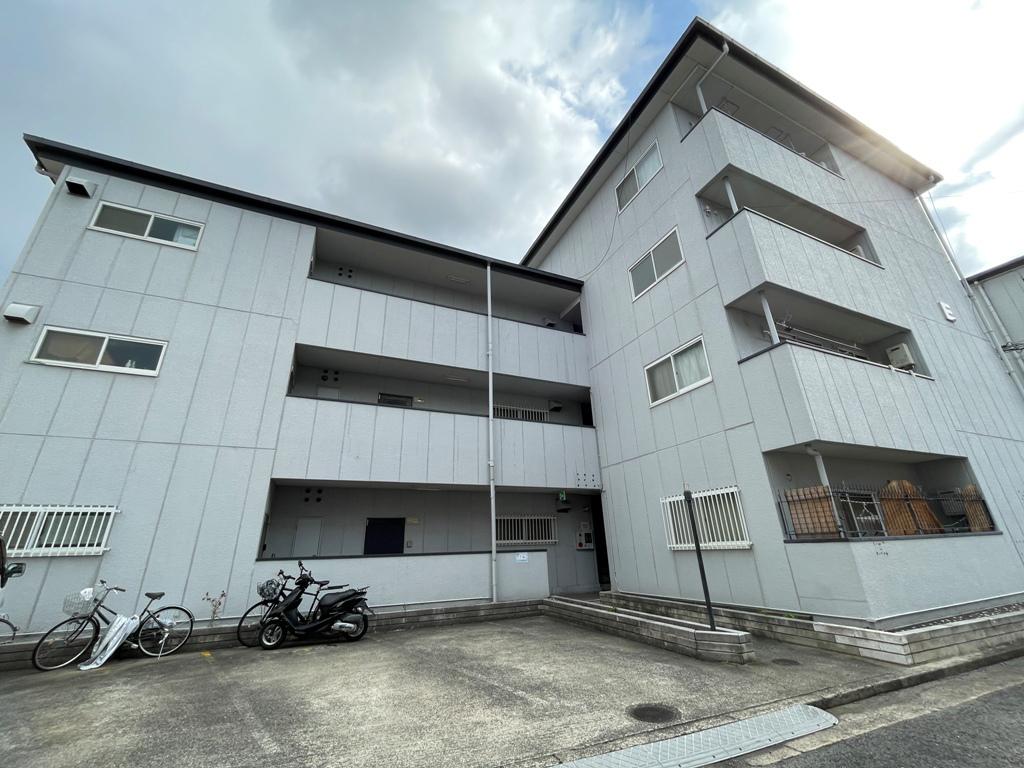 ビートル山本北E棟