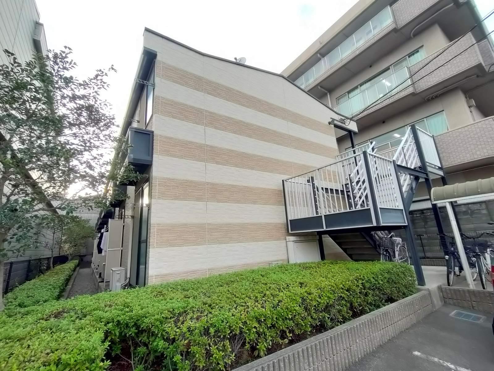 レオパレスリーザ美園