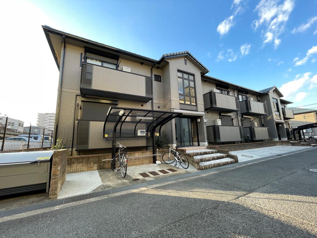 セレブリティ長吉A棟