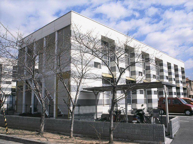 レオパレス夢1番館