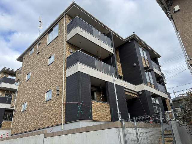 パインオークA棟[3階]