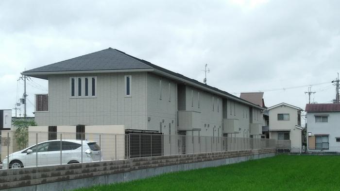 エストニュアージュ