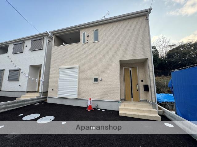 大阪府枚方市 2階建 築1年