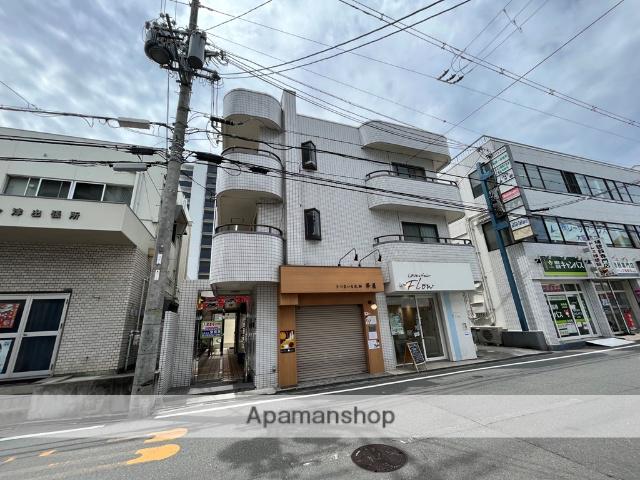 ホワイト東ビル